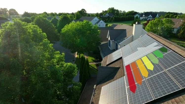 rooftop-solar-panels-graphic-energy-efficiency